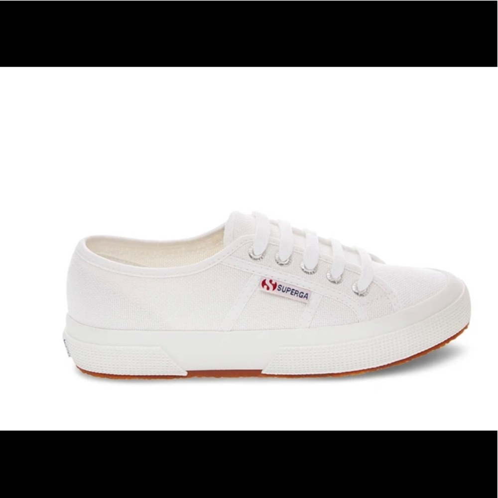 NEW! Never Worn SUPERGA White Canvas Sneakers Size 36 with NO BOX.